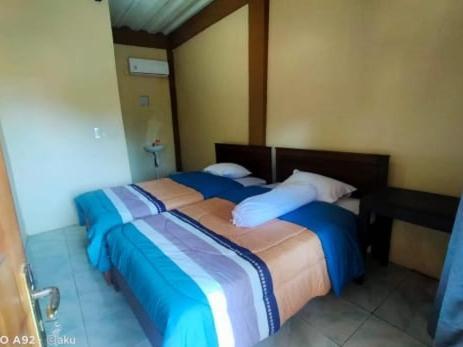 Andira Homestay Labuan Bajo Ngoại thất bức ảnh